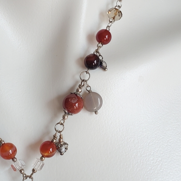 Handmade Agate and crystal necklace with dangling beads - Picture 6 of 14
